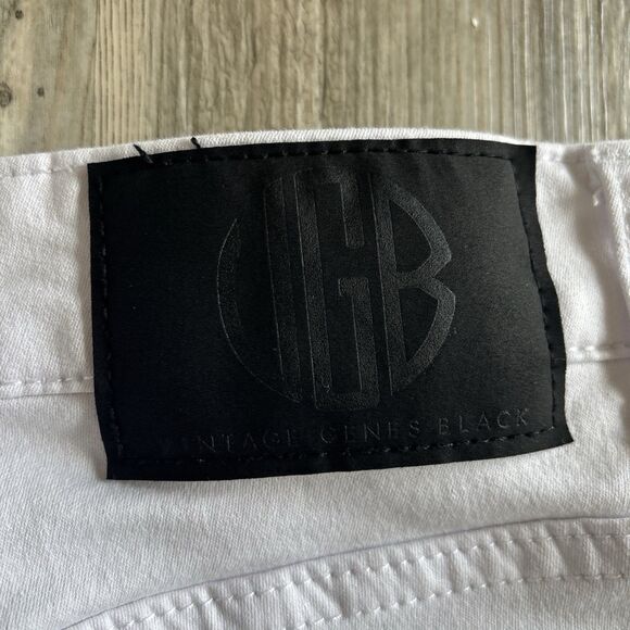 Vintage Genes Black Slim Fit Shorts,  Women’s Size 32 White MSRP $55 - Picture 9 of 10